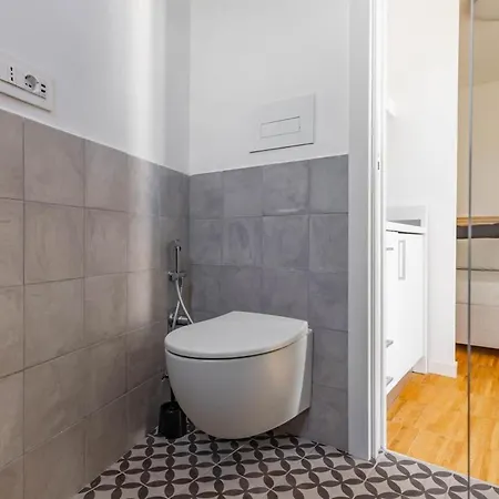 Appartamento Corsioli Terrazza Sul Mare - Affitti Brevi Italia *